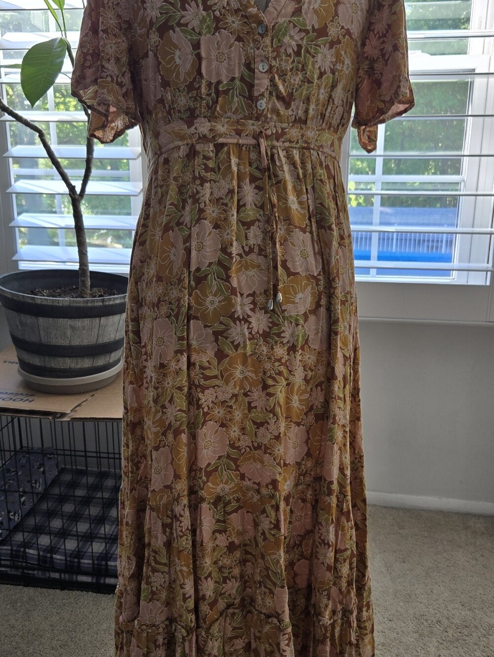 Petal & Pup Floral Maxi Dress - Picture 11 of 16